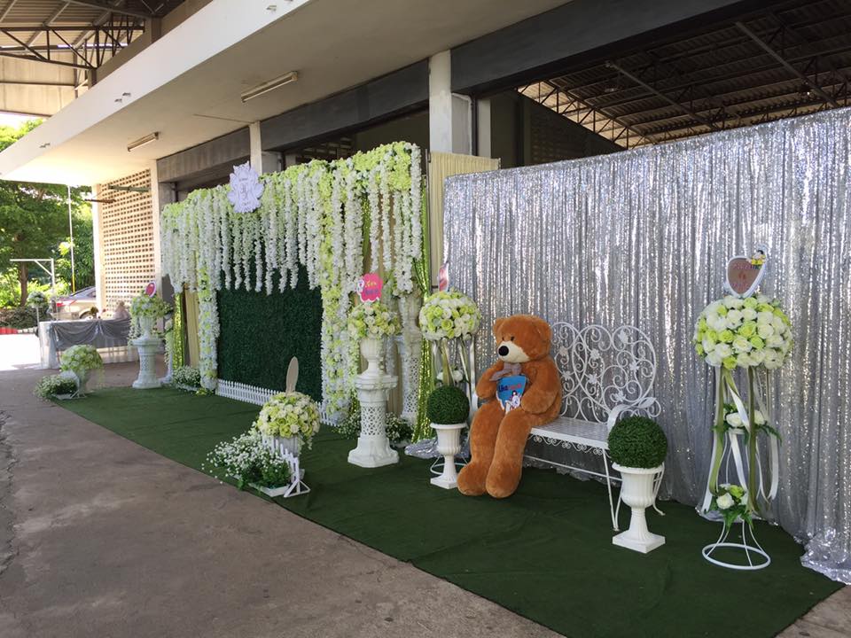 ซุ้มถ่ายภาพงานบวช 5 m x 2.5 m