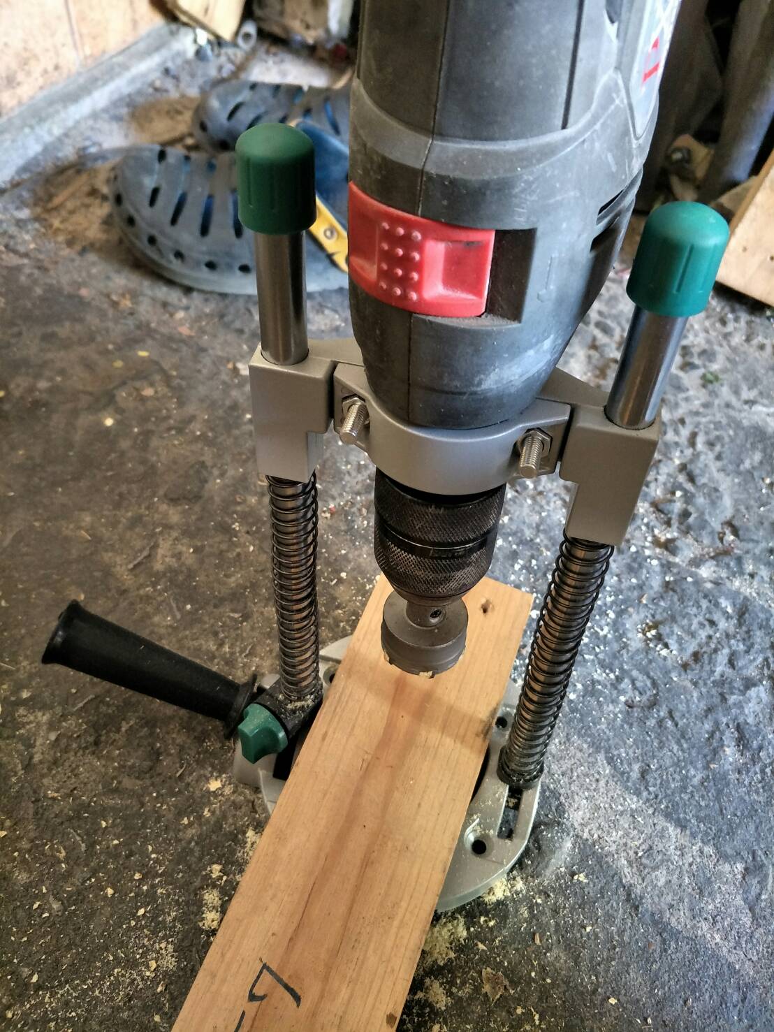 G04 แท่นจับสว่านองศา ปรับสูง-ต่ำ เจาะเอียง -ตรง ได้ 360 องศา