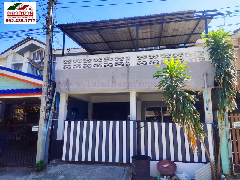 ทาวน์เฮ้าส์ บ้านพฤกษา 51 ซ.ฉลองกรุง 53 ซ.วัดทิพพาวาส ลำปลาทิว ลาดกระบัง กรุงเทพฯ บ้านหน้ากว้าง 6 เมตร ต่อเติมเทอเรสด้านหน้า
