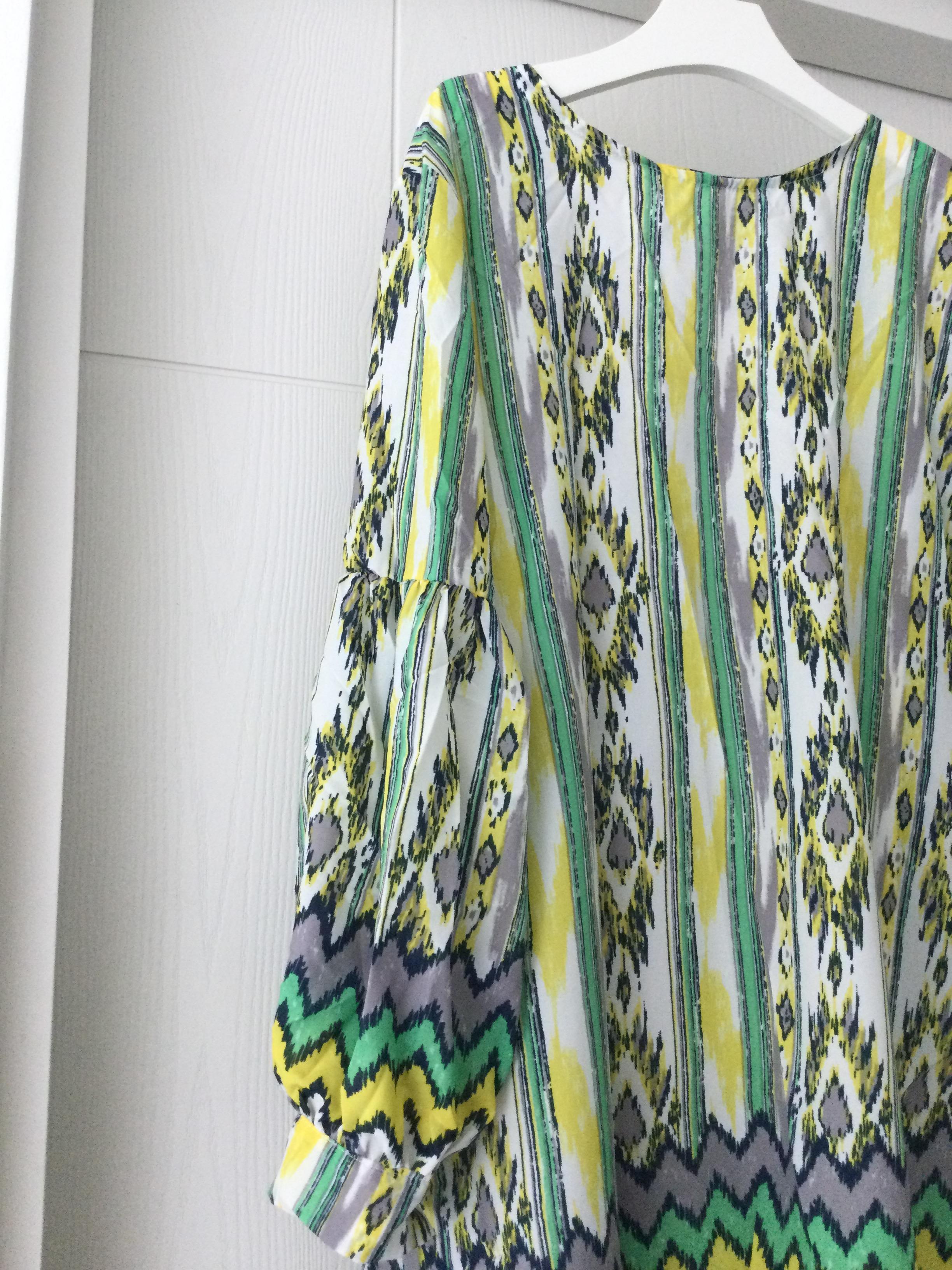 เดรสสไตล์โบฮีเมียน ลายสวย สีสันสดใส ผ้าสปันญี่ปุ่นเนื้อนิ่มบางใส่สบาย