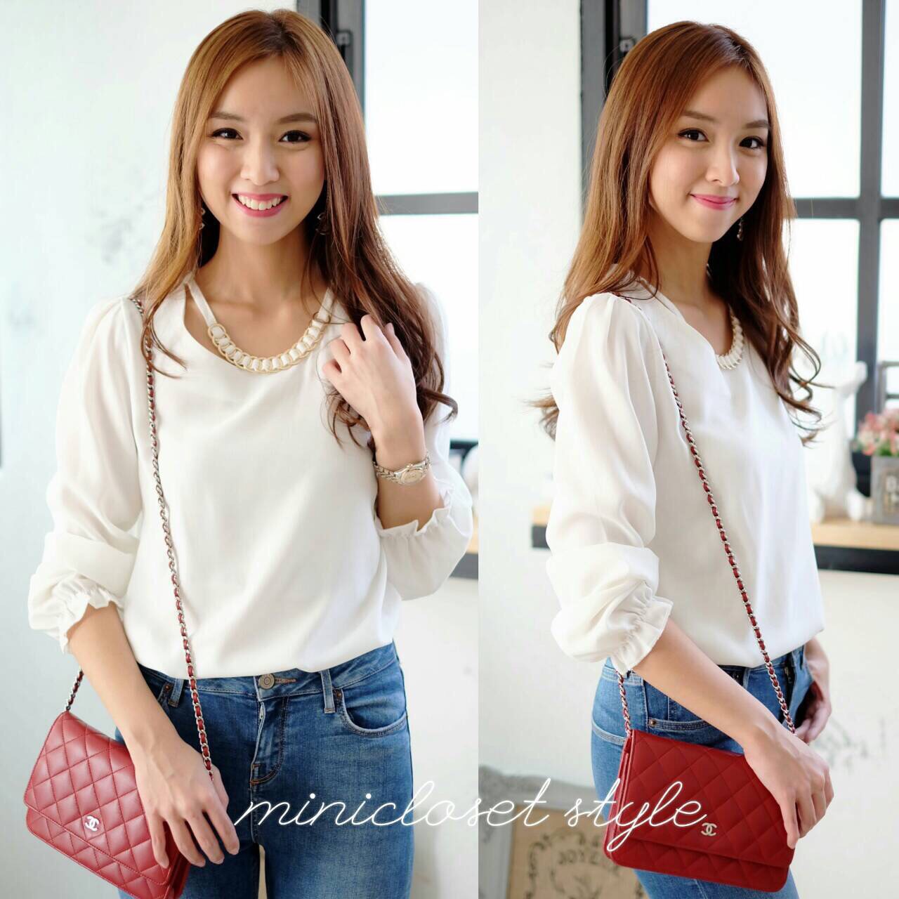 เสื้อคอคว้านยู ตกแต่งอะไหล่ทองเหมือนโซ่สร้อยทอง