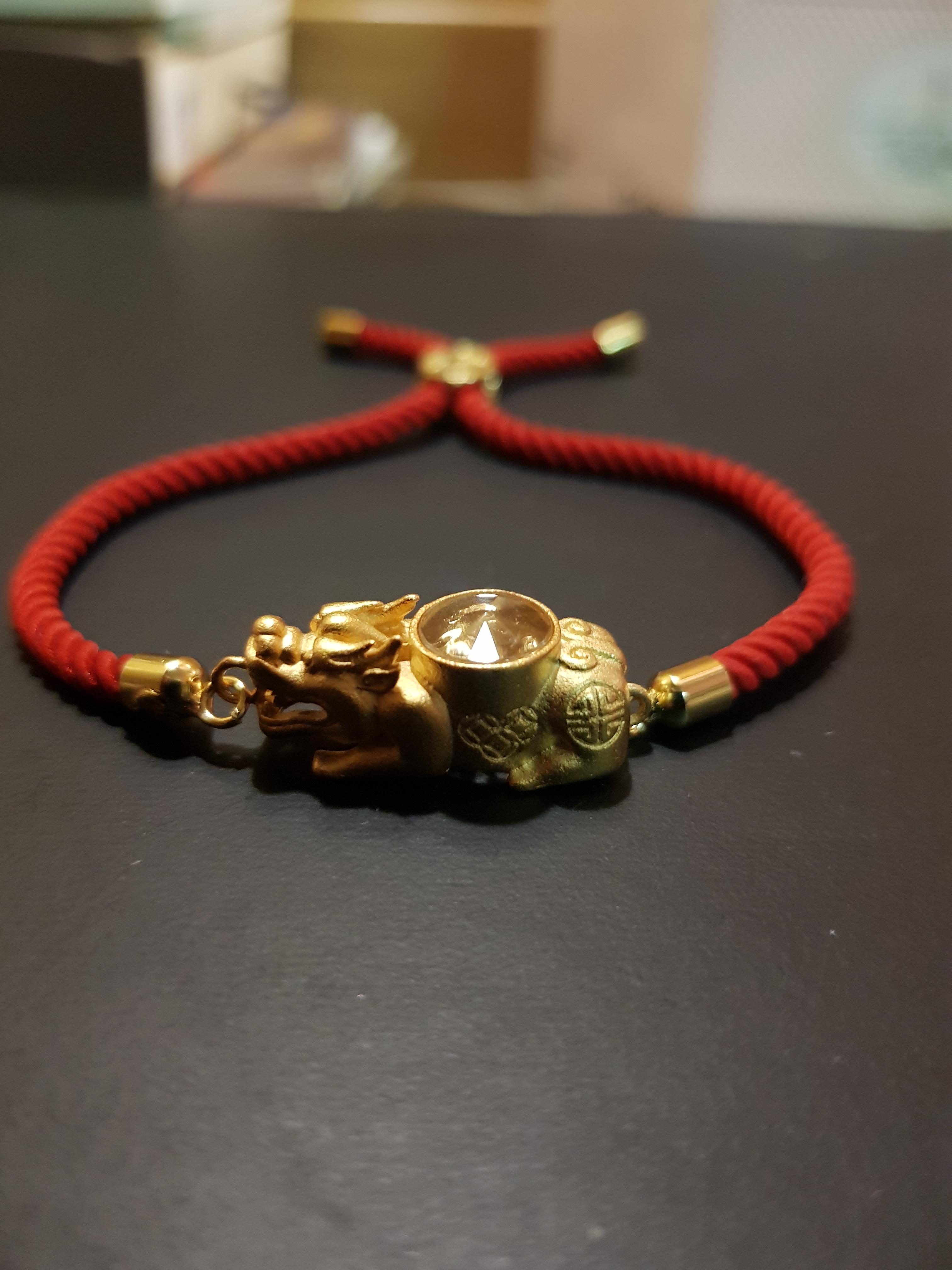 วัตถุมงคลสำหรับเสริมดวงของทุกปีนักษัตรที่ดี คือ ปี่เซียะคู่บารมี เสริมโชค เรียกทรัพย์ ร่ำรวย เงิน ทอง ปัดเป่าสิ่งชั่วร้าย เก็บเงินทองไม่รั่วไหลพร้อมกังหัน แชกงหมิว "กังหันนำโชค" จะหมุนแต่สิ่งดี ๆ เข้ามาในชีวิต