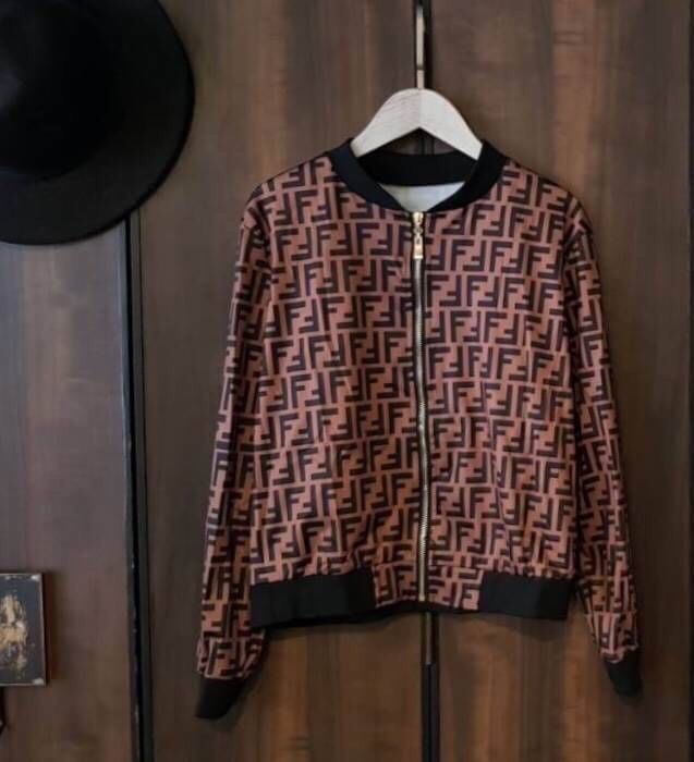 เสื้อคลุม เสื้อแจ็คเก็ตลายFENDI สุดฮอตฮิต🔥🔥🔥