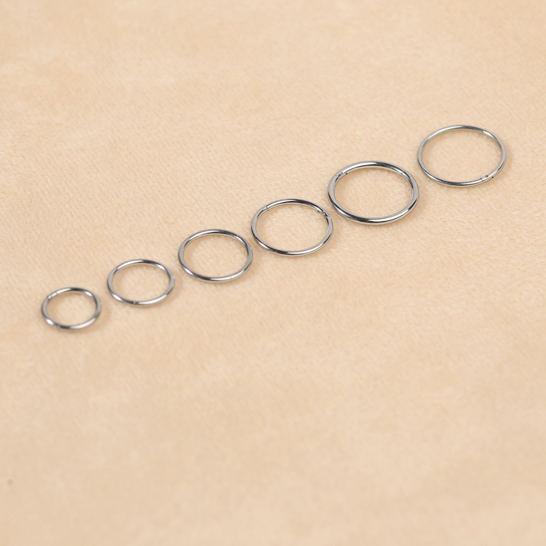 “เช็คสินค้าทัก line ก่อนโอนนะคะ”ต่างหูสำหรับผิวแพ้ง่าย ห่วงต่างหูไทเทเนี่ยม 100% (ราคา/ข้าง)