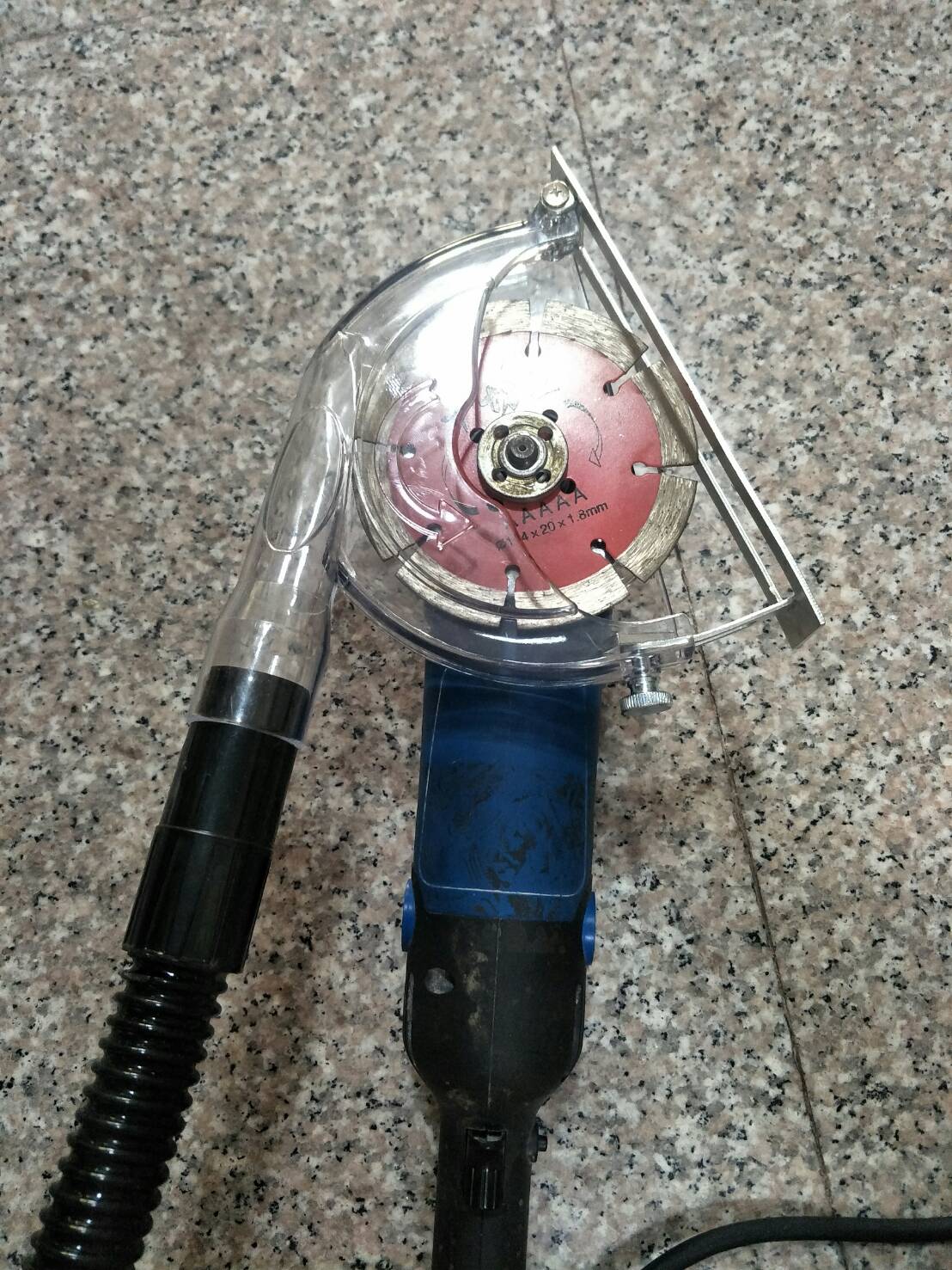 G24 บังใบหินเจียร 4-5 นิ้ว แบบมีช่งต่อเครื่องดูดฝุ่น