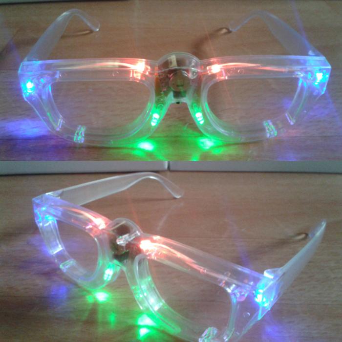 แว่นตาเรืองแสงมีไฟ LED กระพริบ