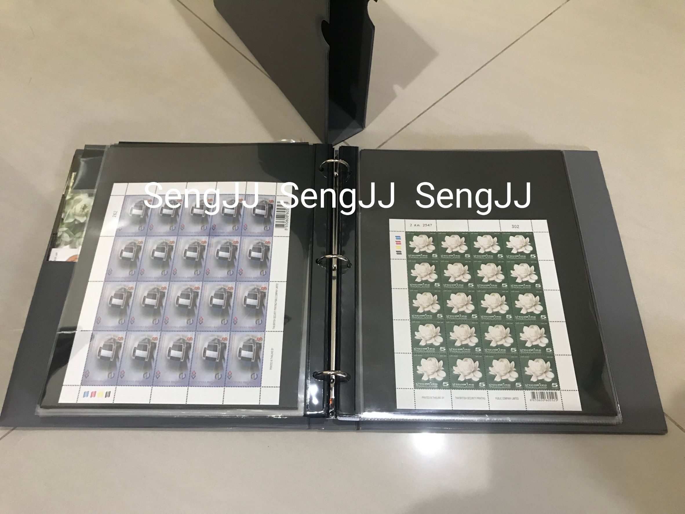 อัลบั้มสะสมแสตมป์ เซลลูลอยด์อย่างดี สำหรับนักสะสม