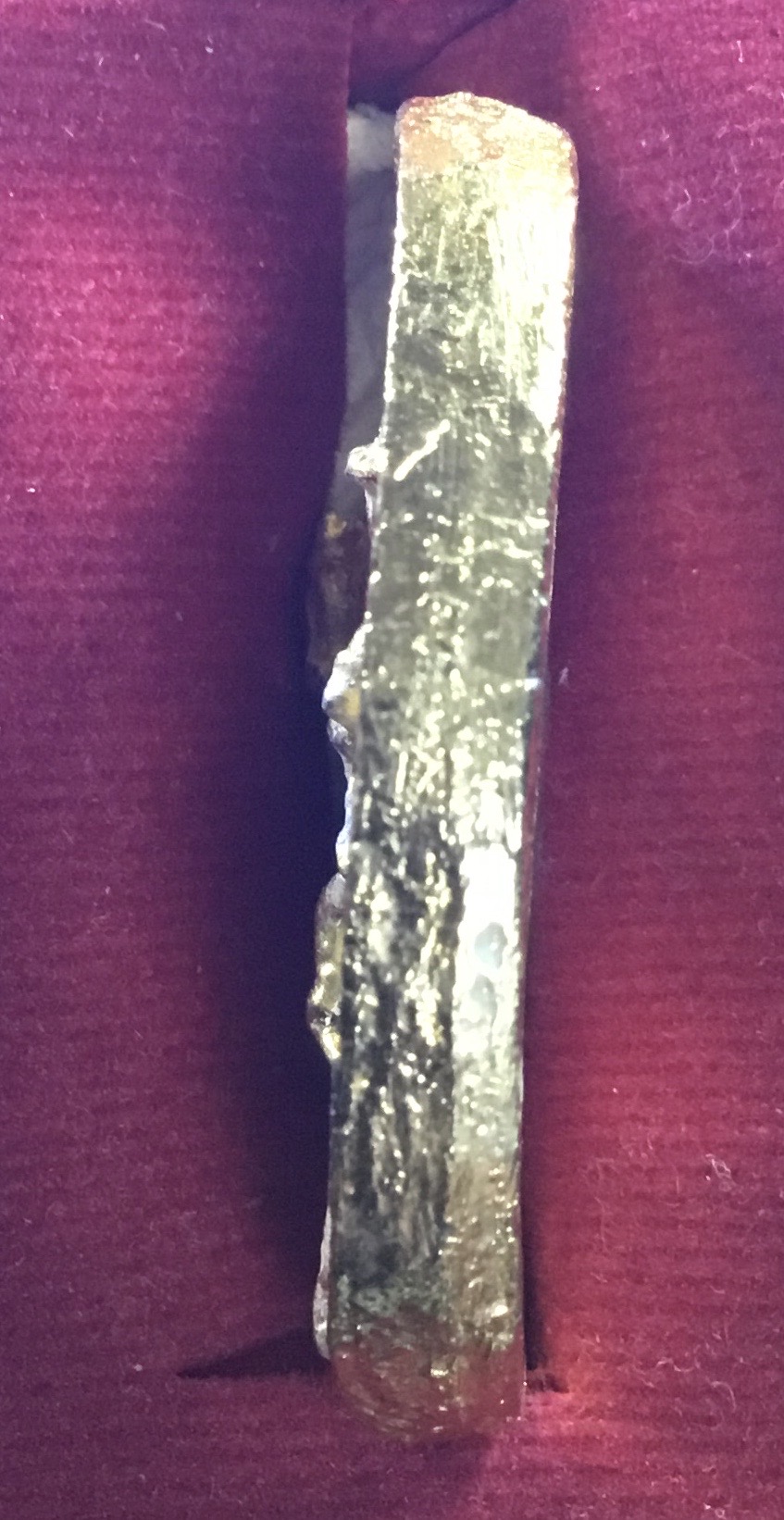 เหรียญหล่อพระเจ้าตากสินมหาราช รุ่นกู้ชาติไทย สร้างที่วัดอินทราม ตลาดพลู 2518