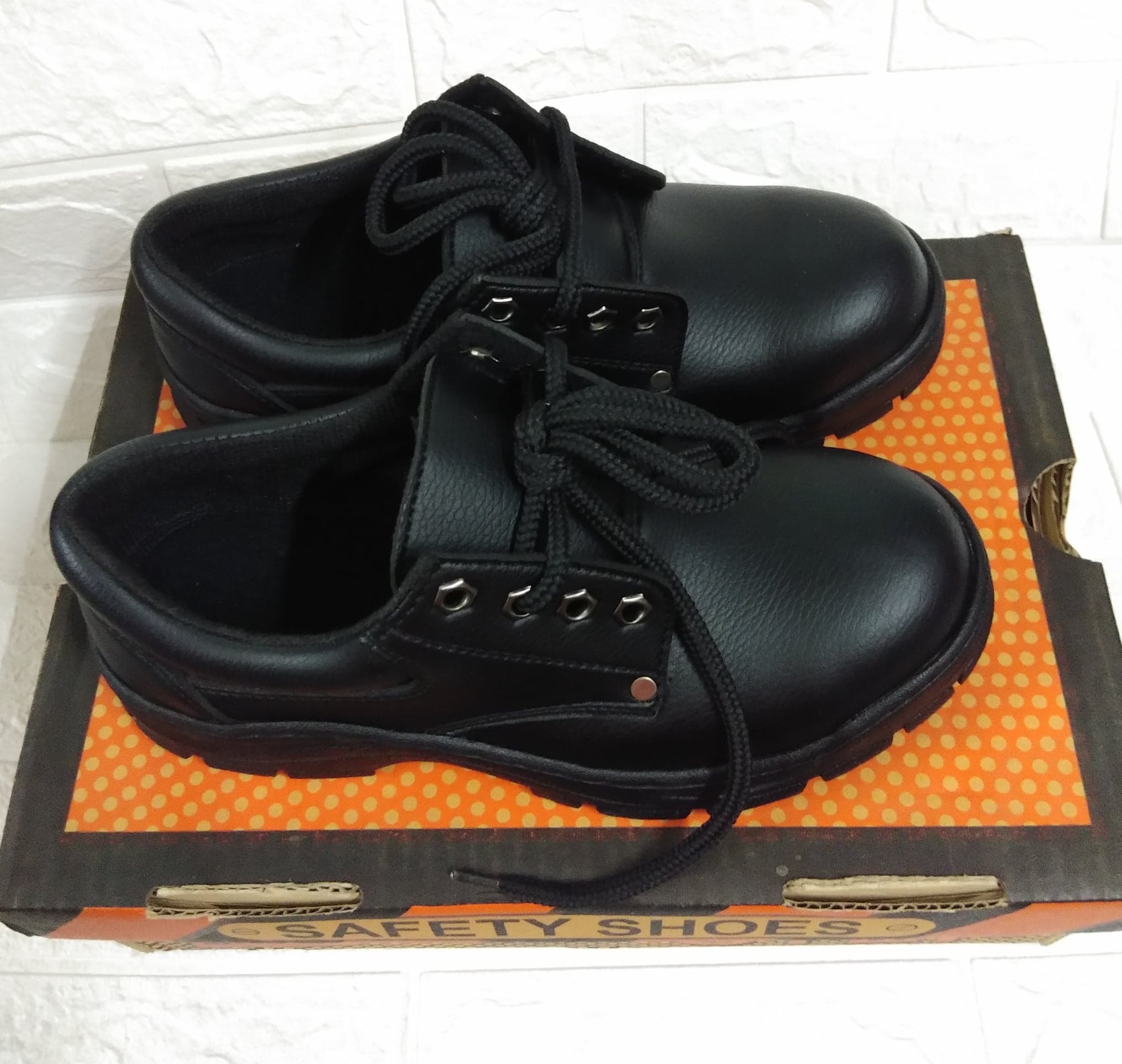 รองเท้าเซฟตี้ Shooter หัวเหล็ก