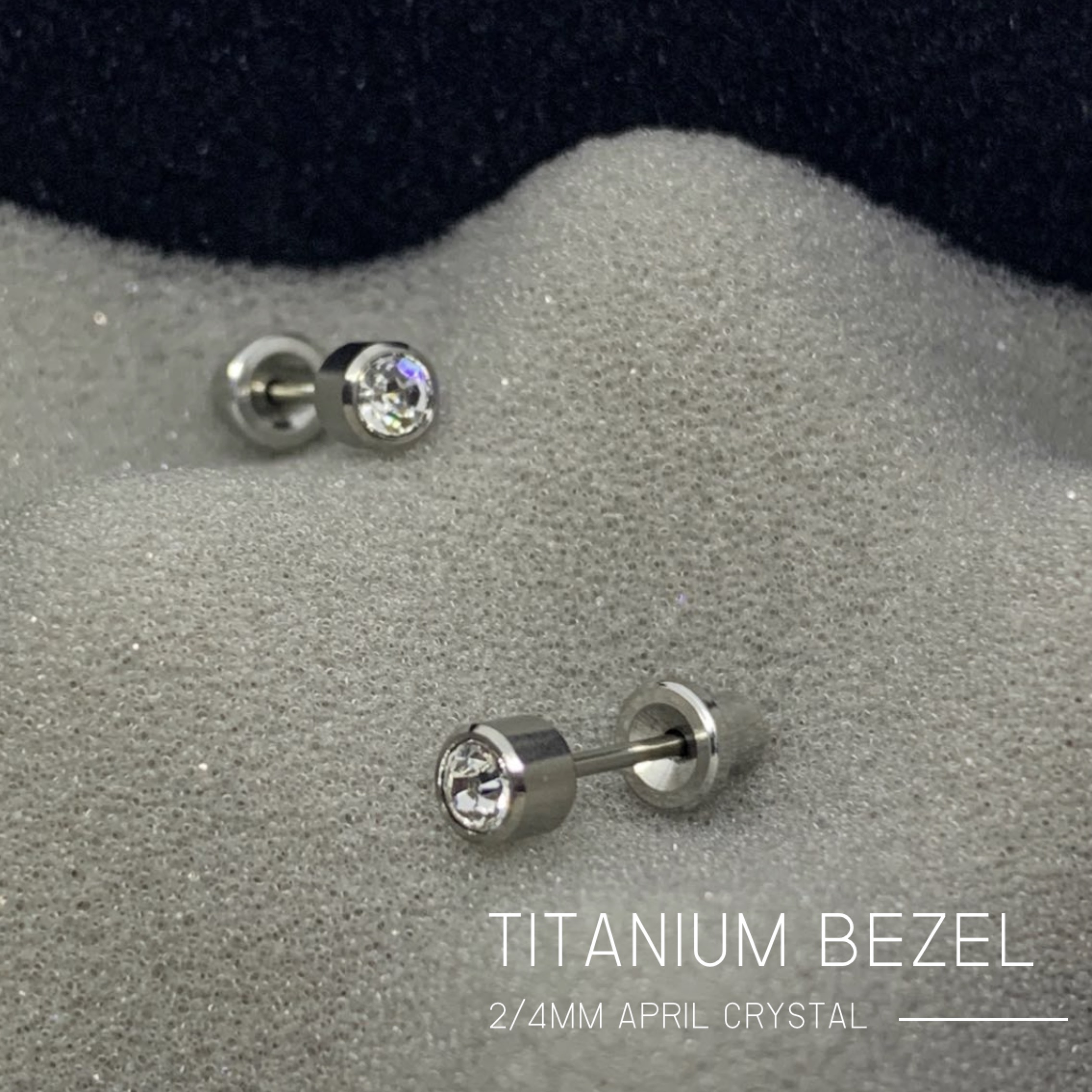 ส่งฟรี!(ไทเทเนี่ยม 100%) ต่างหูสำหรับผิวแพ้ง่ายแป้นตัน ปลอดภัย 100% Titanium Bezel Clear 4mm