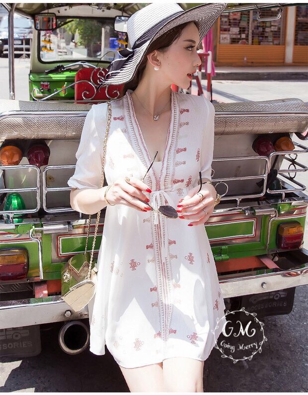 Minidress เกาหลี สไตล์โบฮีเมียนพิมพ์ลายผ้าเนื้อดีมากก เนื้อผ้าไม่บาง ช่วงกระโปรงมีซับใน