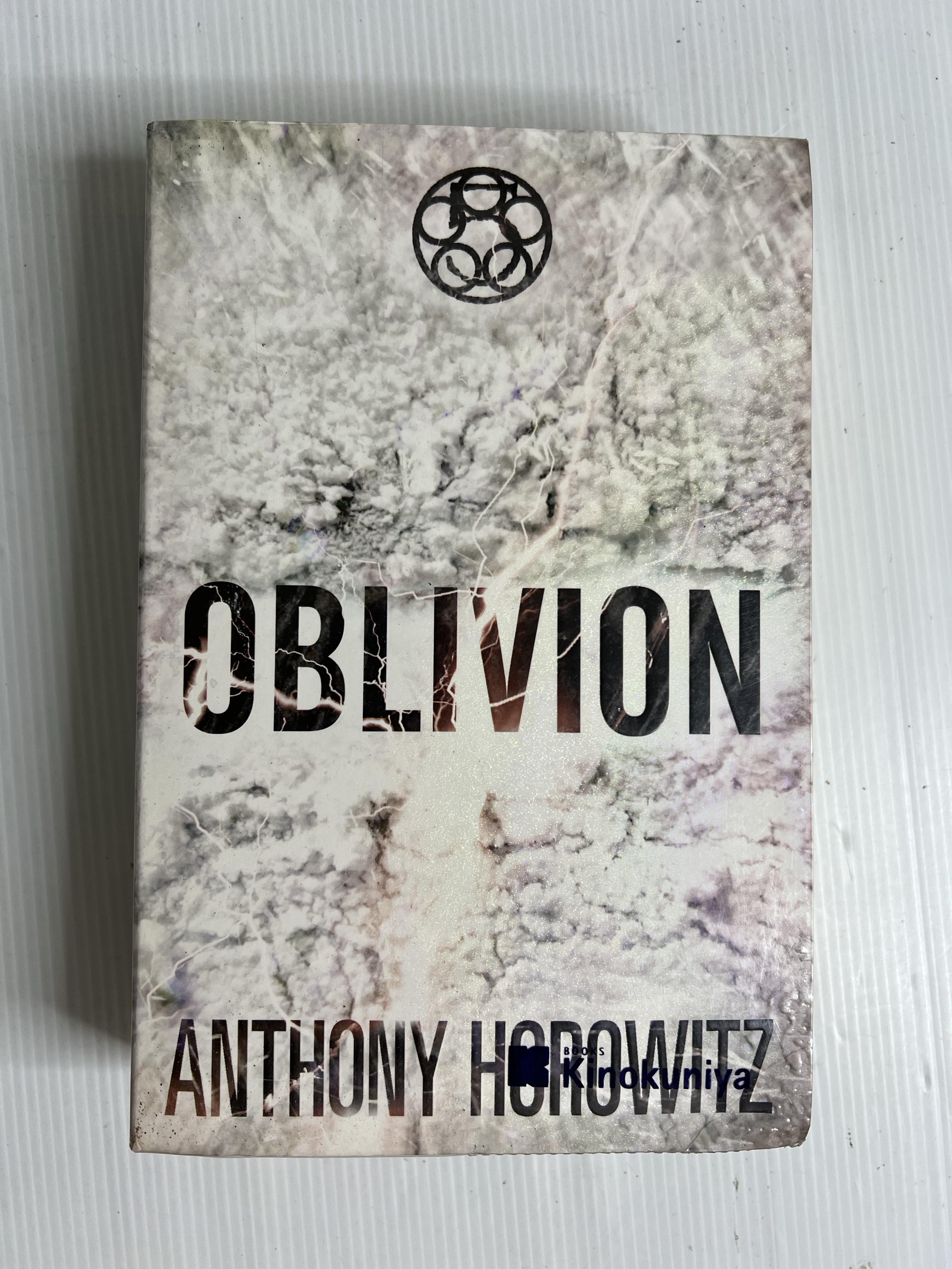 Oblivion Anthony Horowitz October 2012 90-99% Paperback