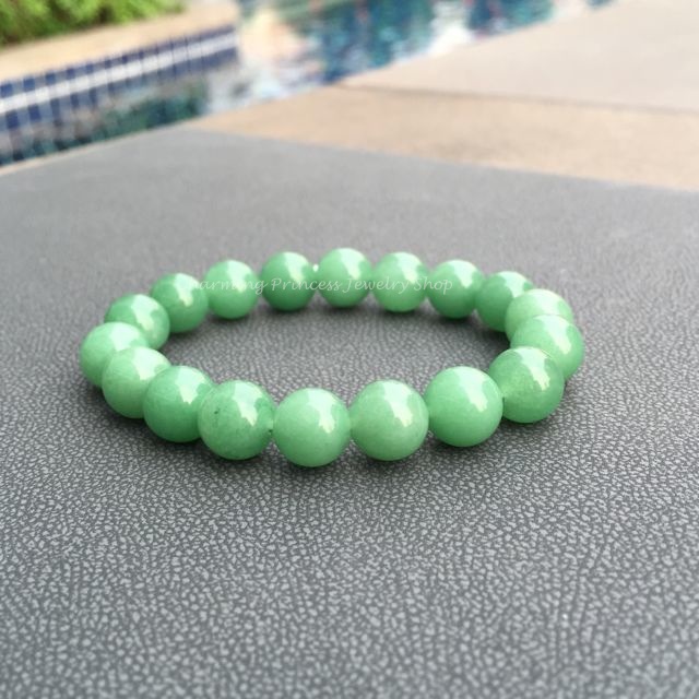 ราศีพฤษก หินนำโชคราศีพฤษกหรือผู้ที่เกิดเดือนพฤกษาคม Green Aventurine กรีนอะเวนเจอรีน อเวนเจอรีน 10 มม (15 พฤษภาคม – 14 มิถุนายน)