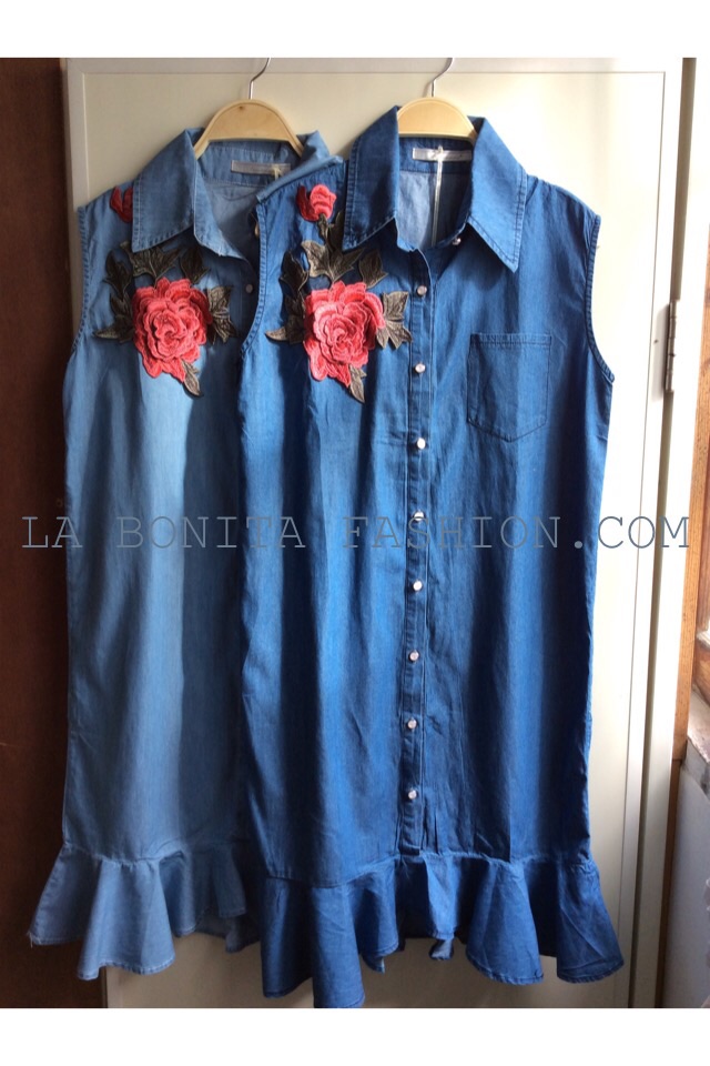 New!! Arrival เดรสยีนส์ผ้ายีนส์นิ่มเนื้อดีค่ะ แต่งชายกระโปรงให้เป็นระบายนิดๆพอน่ารัก ปักดอกกุหลาบสีแดงดอกโต งานปักละเอียด