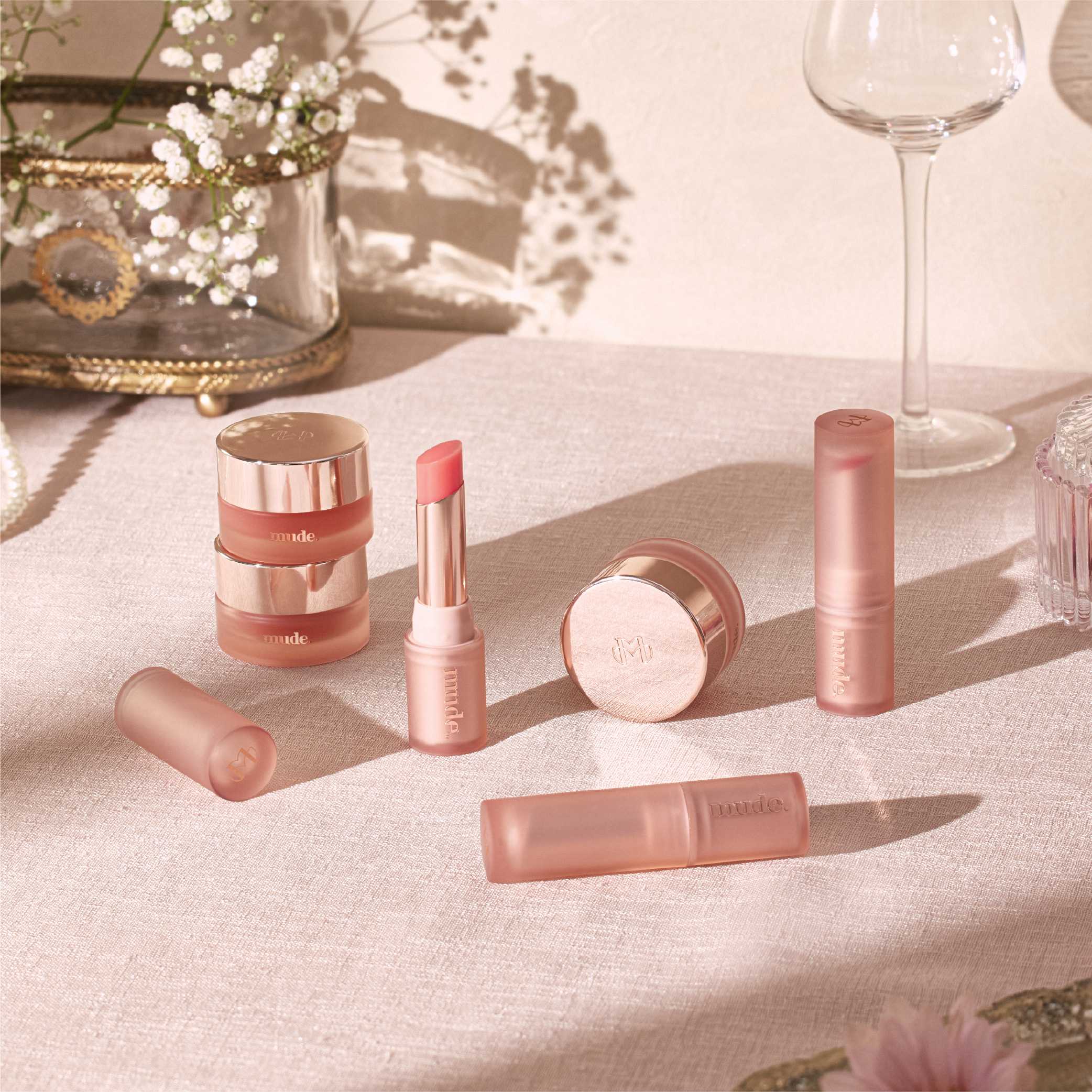 MUDE BARE SHINE LIP MASK 8g. (ลิป บำรุงริมฝีปาก)