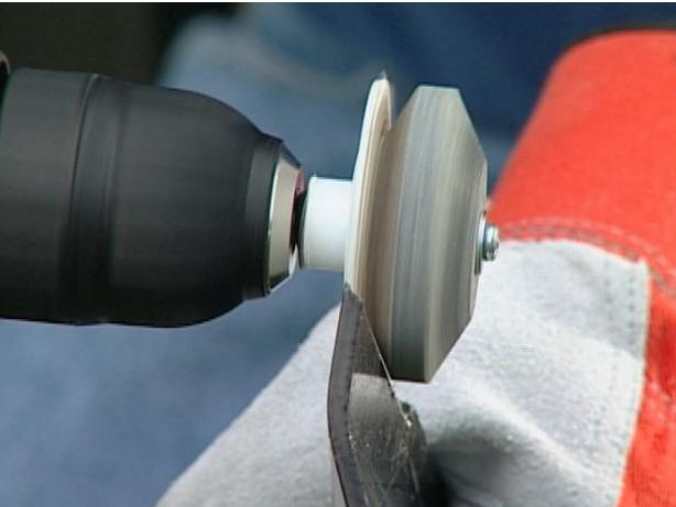 DG25 ดอกลับคม ใบมีดตัดหญ้า กรรไรตัดหญ้า ใบเครื่องตัดหญ้า ต่อกับสว่านไฟฟ้า แกน 6 มิล