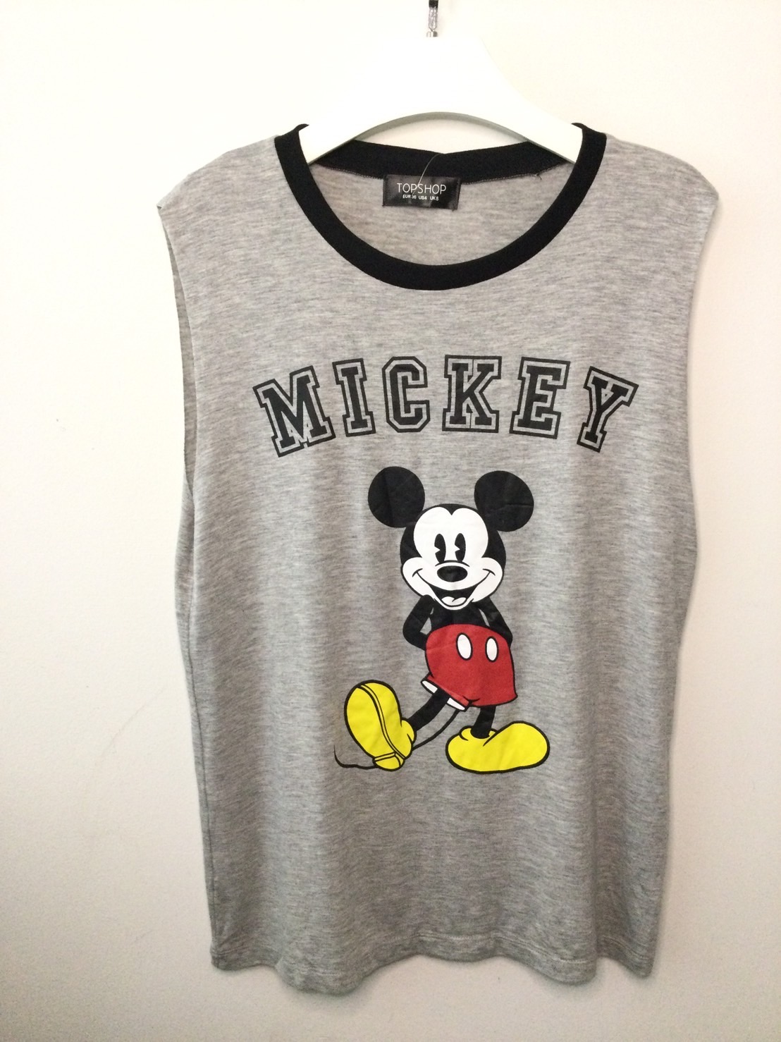 เสื้อแขนกุดลายมิกกี้เม้าส์