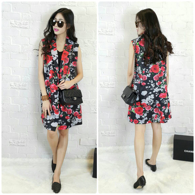 Korea hot item สูทพิมพ์ลาย กุหลาบ pattern สวยมาก ๆ คว้าแมชคู่กับตัวไหน ก็เสริมลุคให้สาว ๆ ดูมีระดับ
