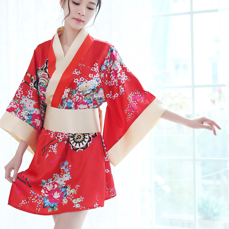 KIM107 ชุดกิโมโนสีแดงลายดอก งานสวยมากเวอร์