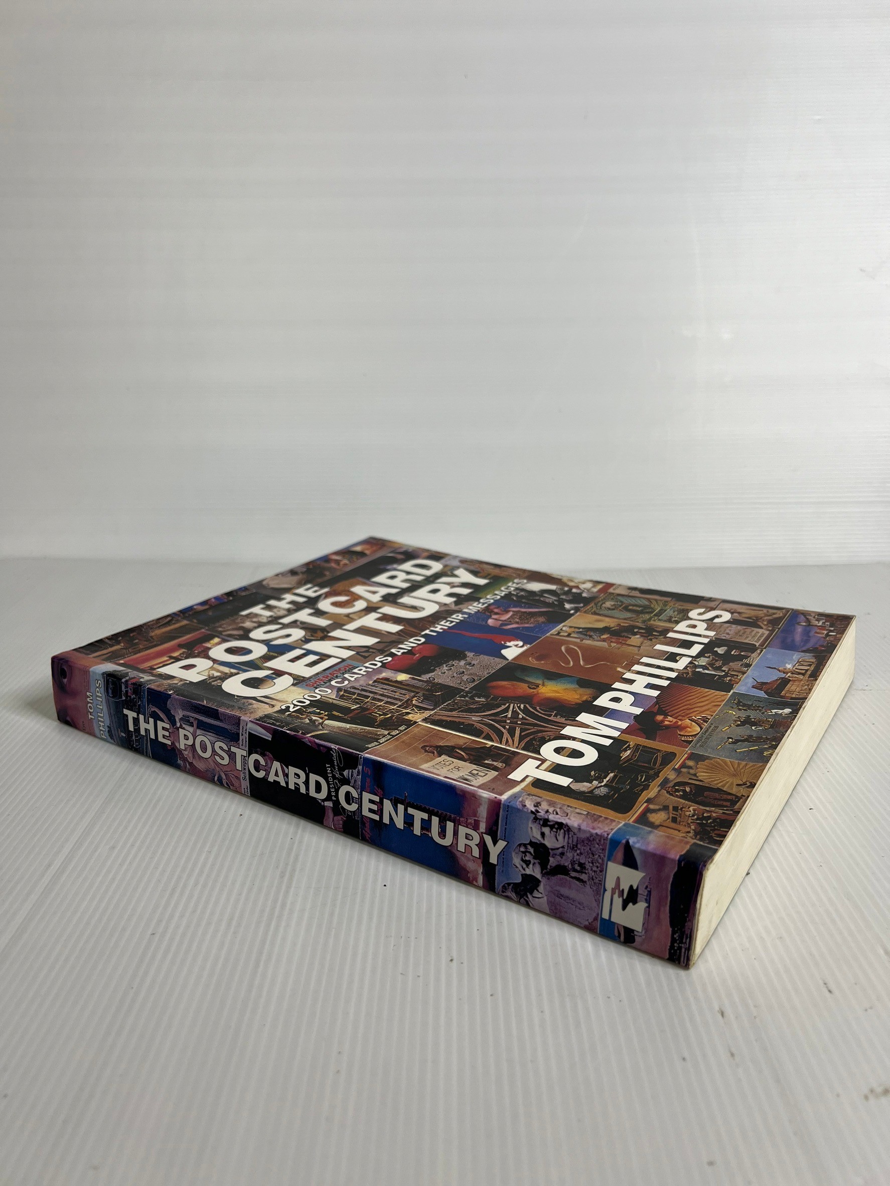 The Postcard Century: 2000 Cards and Their Messages Tom Phillips 30 Oct. 2000 90-99% Paperback