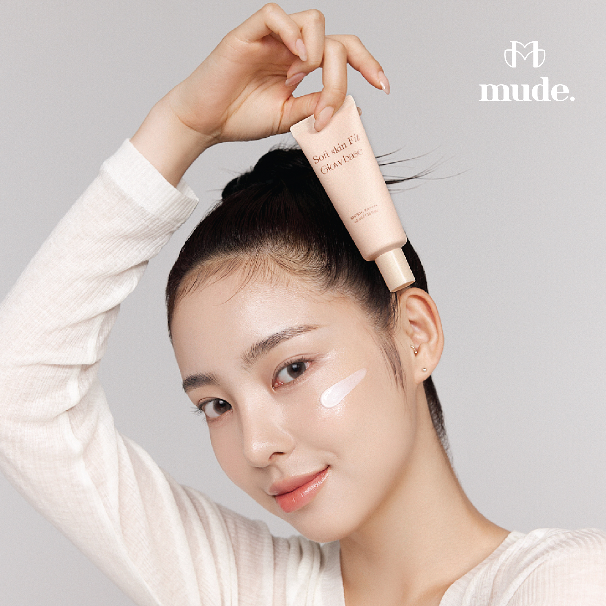 MUDE SOFT SKIN FIT GLOW BASE SPF 50 PA+++ 40 มล. ( เบสรองพื้น )