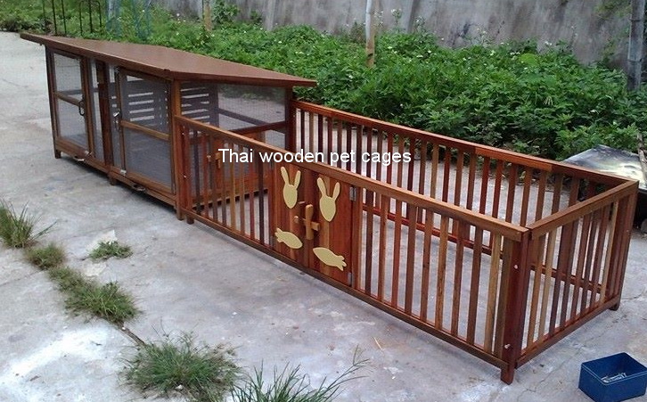 กรงกระต่ายและคอกด้านข้าง