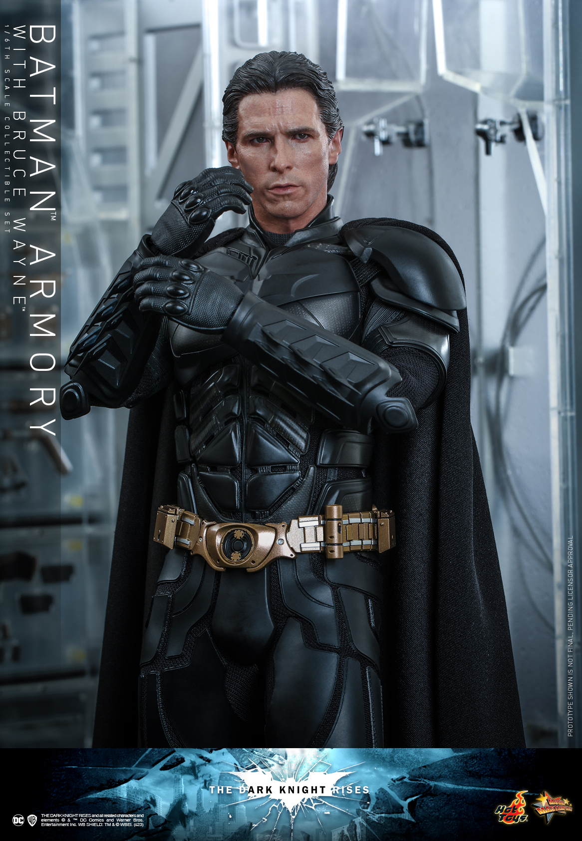 Hot Toys MMS702 1/6 The Dark Knight Rises - Batman Armory with Bruce Wayne