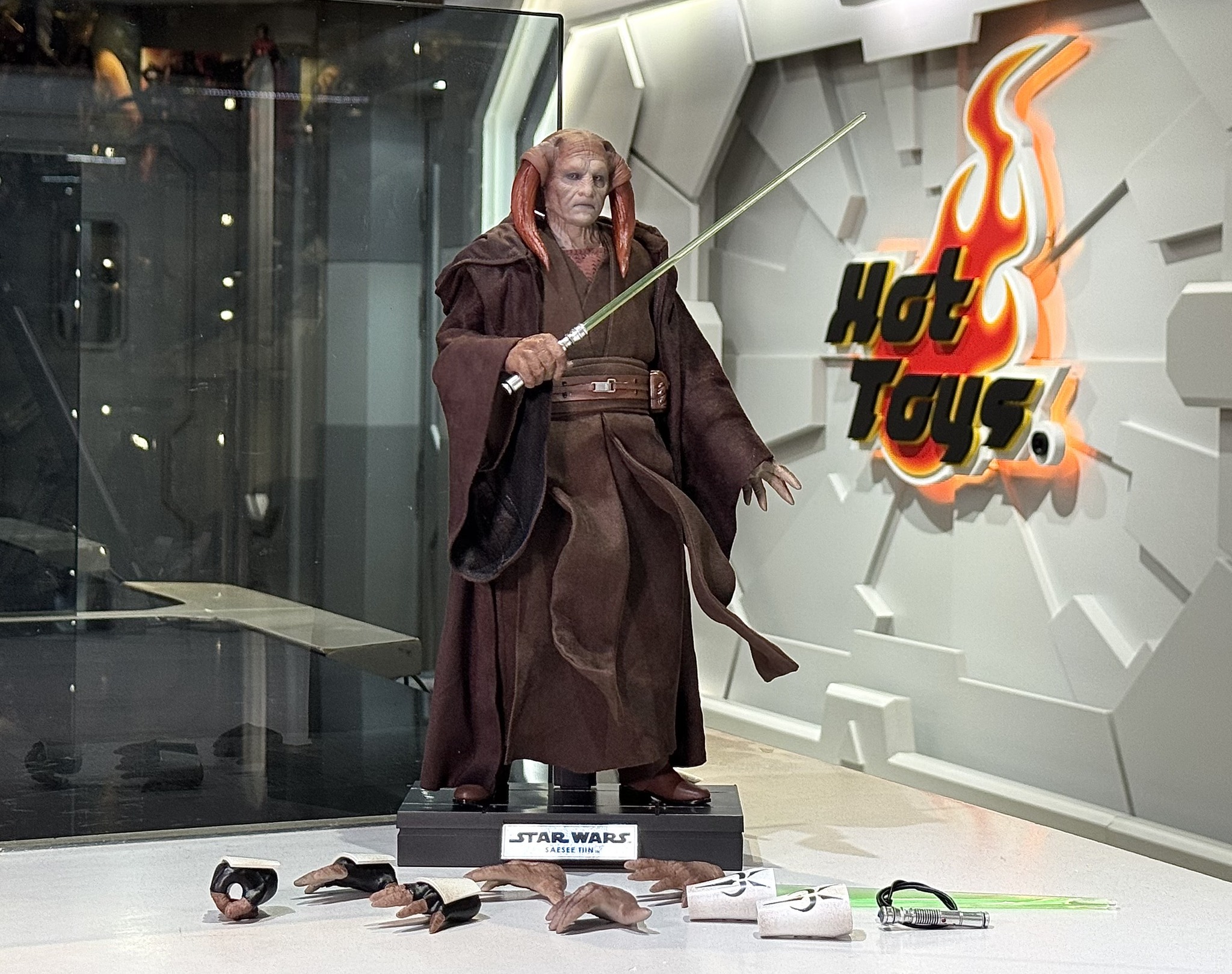 Hot Toys MMS820 Star Wars: Revenge of the Sith - Saesee Tiin