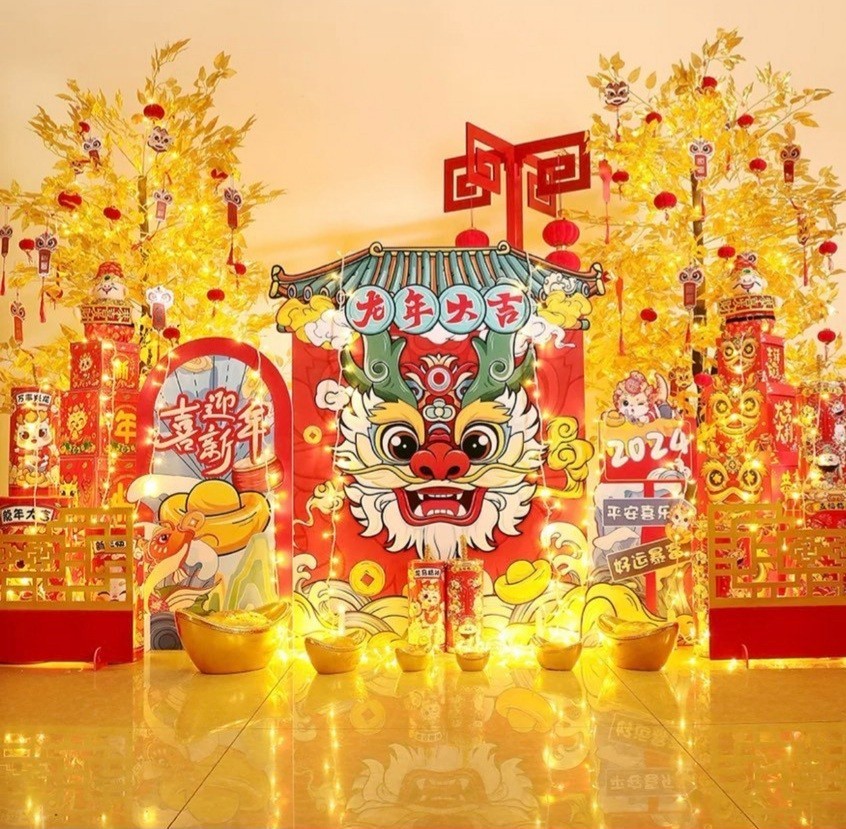 สิงโต เสือ และสัตว์ในตำนาน ของชนชาวจีนที่มีความเชื่อว่ามีความเป็นสิริมงคลถูกแปรรูปมาในรูปแบบตุ๊กตาประดับในธีมตรุษจีนให้คุณได้เช่าตกแต่ง