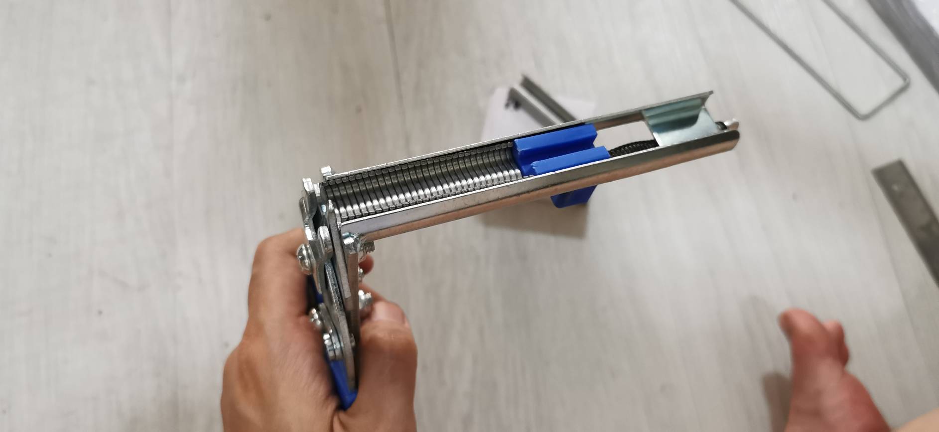 PL10 คีมมัดลวด พร้อมลวด 600 ตัว สำหรับมัดทำ กรงไก กรงนก กรงกระต่าย สุนัชขนาดเล็ก