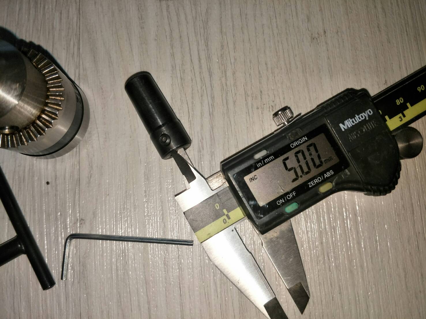 CH17 ชุดหัวจับสว่าน 1.5-10 มิล สำหรับมอเตอร์แกน 5 มิล *** ไม่แถมมอเตอร์