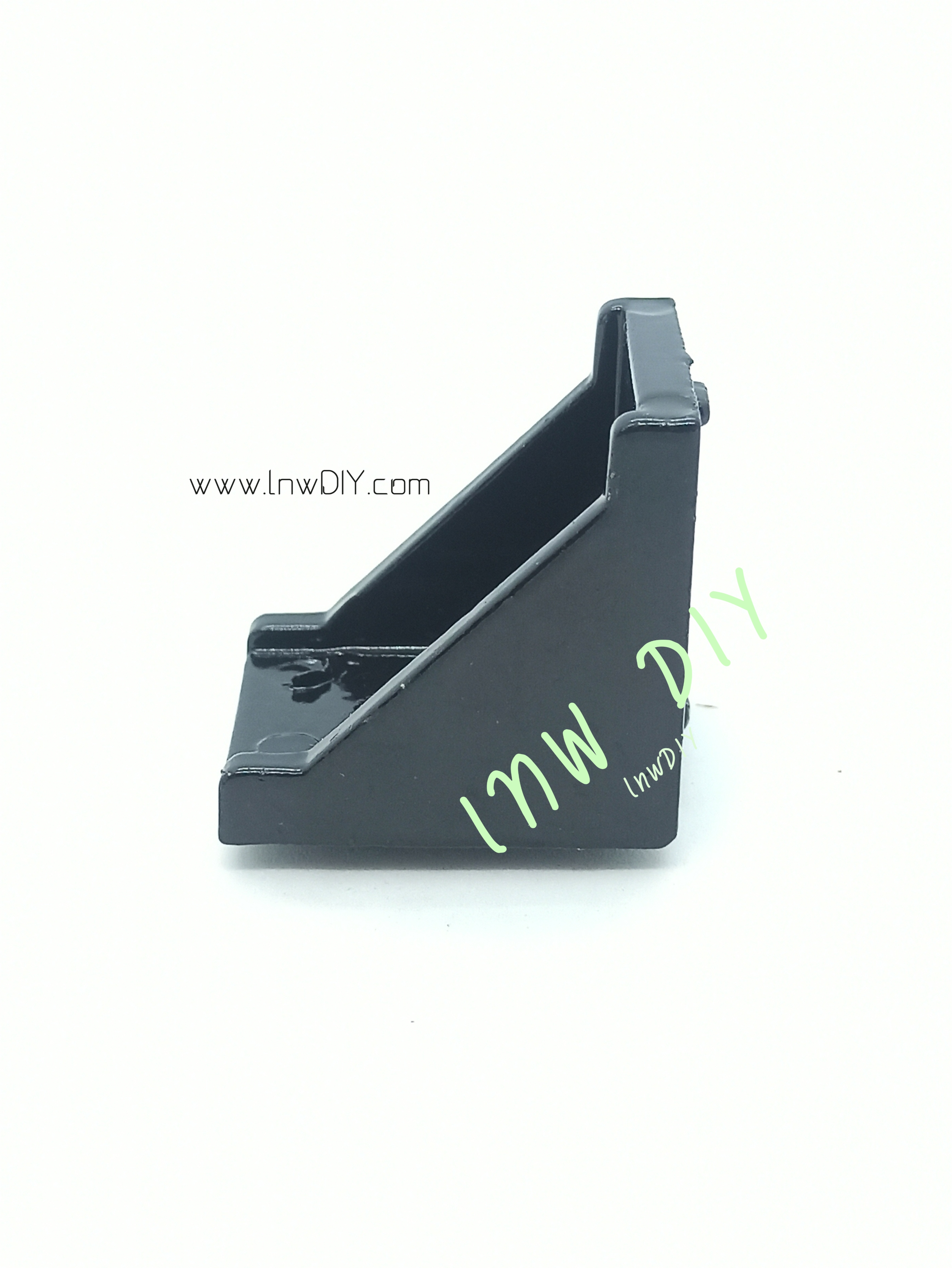 Bracket D20 Black สำหรับอลูมิเนียมโปรไฟล์ Series 20