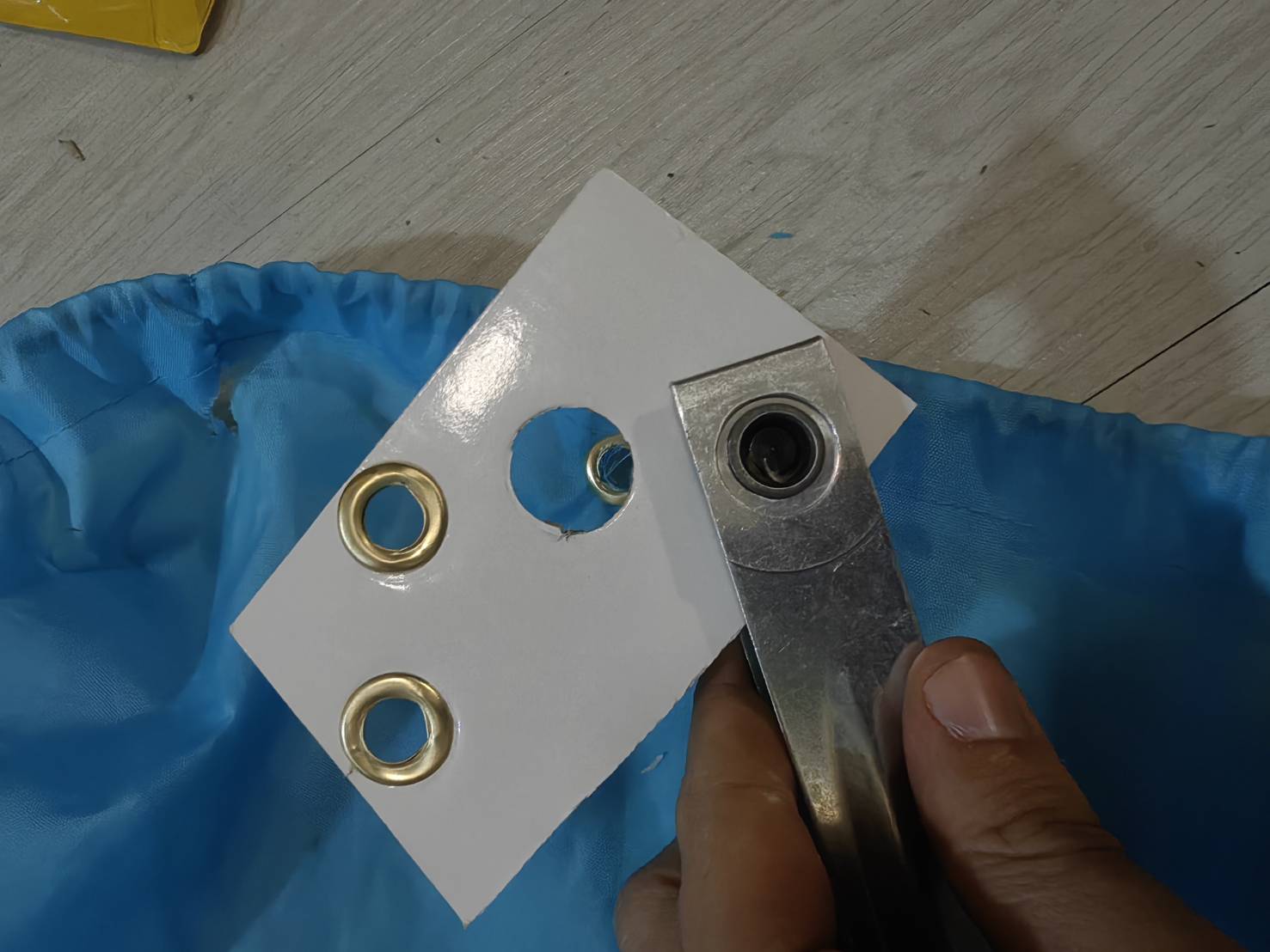 OT184 ที่ย้ำตาไก่ 8 มิล (เบอร์ 23) สำหรับงาน DIY พร้อมลูก 10 คู่