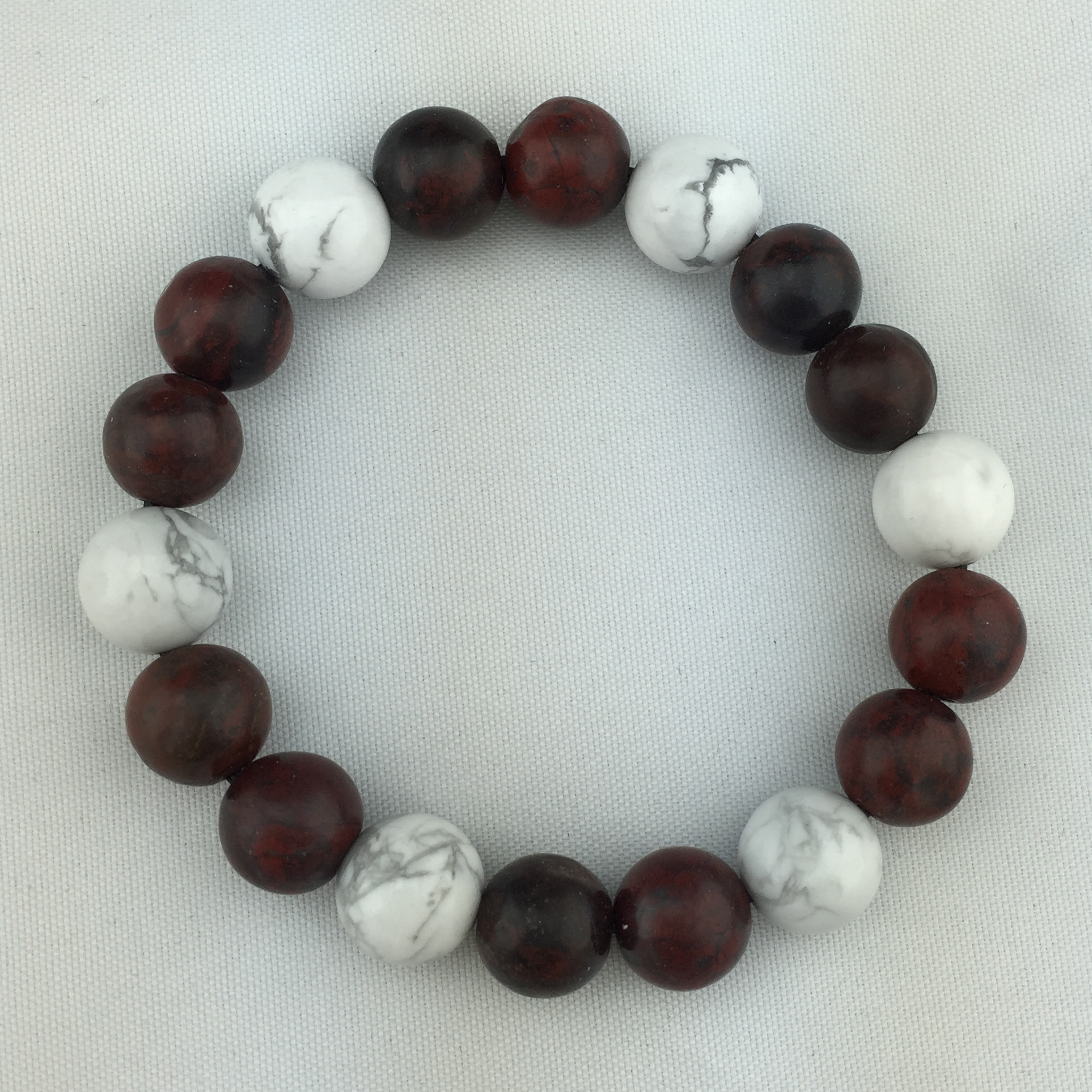 Red Jasper เรด แจสเปอร์ เรด จัสเปอร์ and Howlite ฮาวไลท์ สร้างทัศนคติในด้านบวก