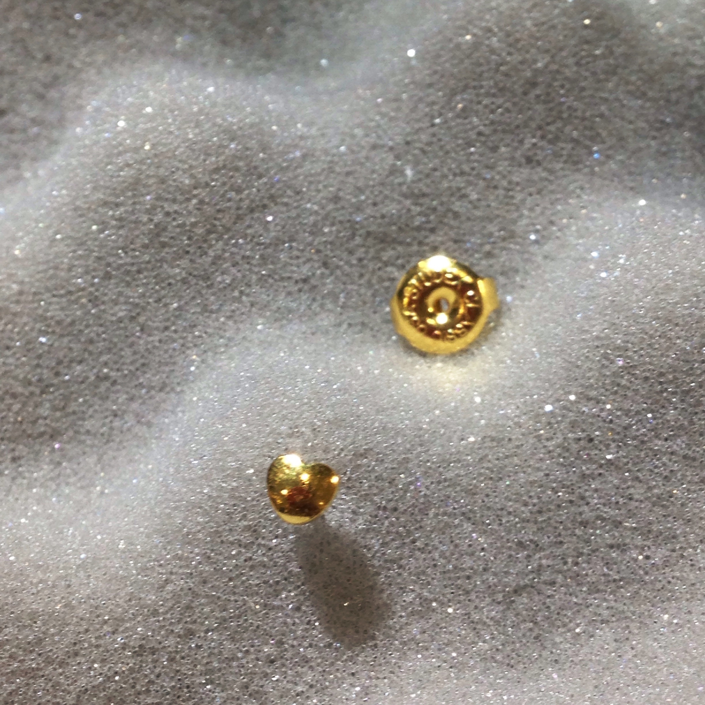 (ส่งฟรี แถมแป้นหมุดตัน สำหรับเจาะเองที่บ้าน&ที่ร้าน) GP Heart 3mm สีทอง_BF09