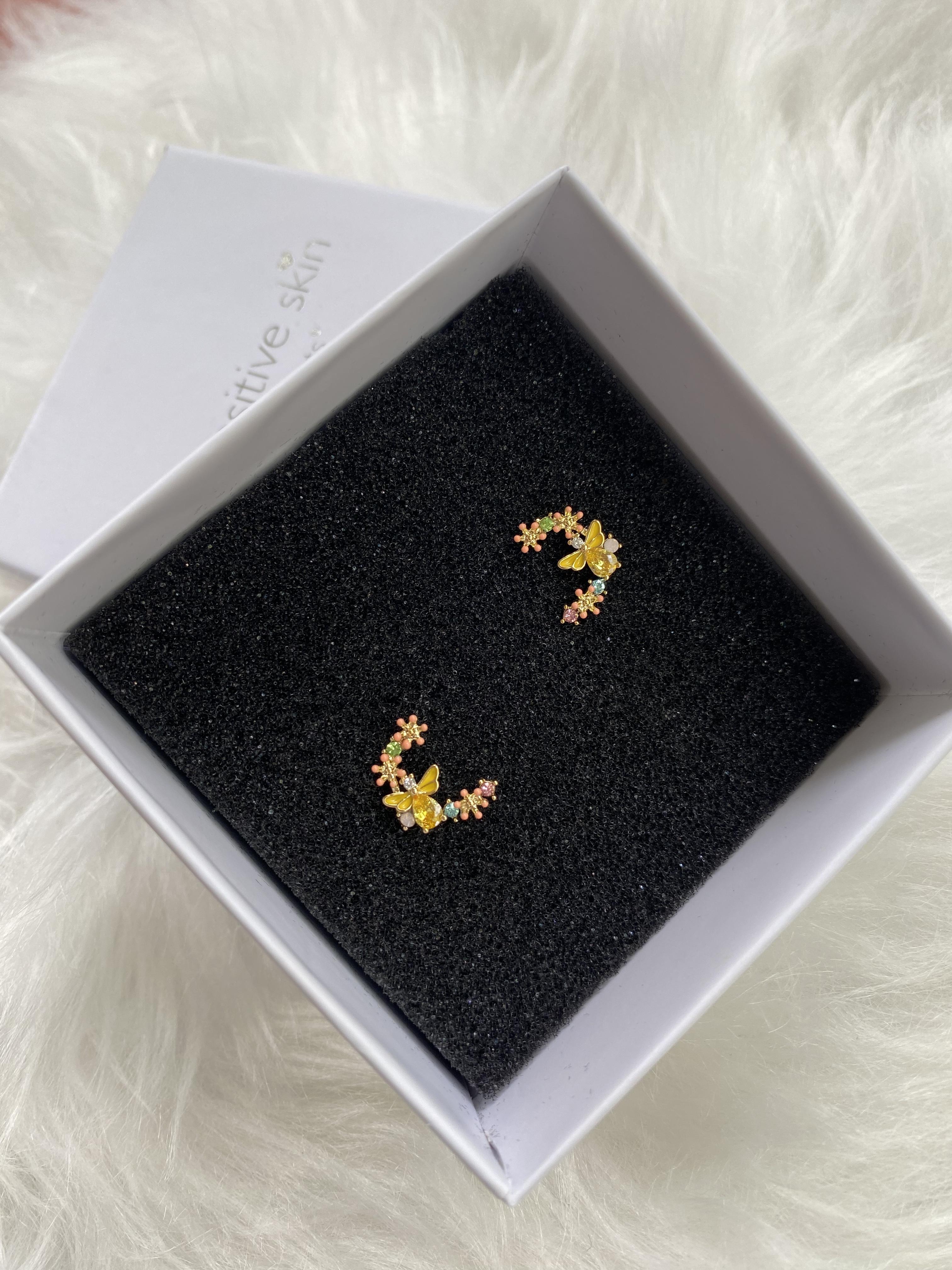 “เช็คสินค้าทัก line ก่อนโอนนะคะ”ต่างหูสำหรับผิวแพ้ง่าย ทอง 18K_Bee forest_EG955