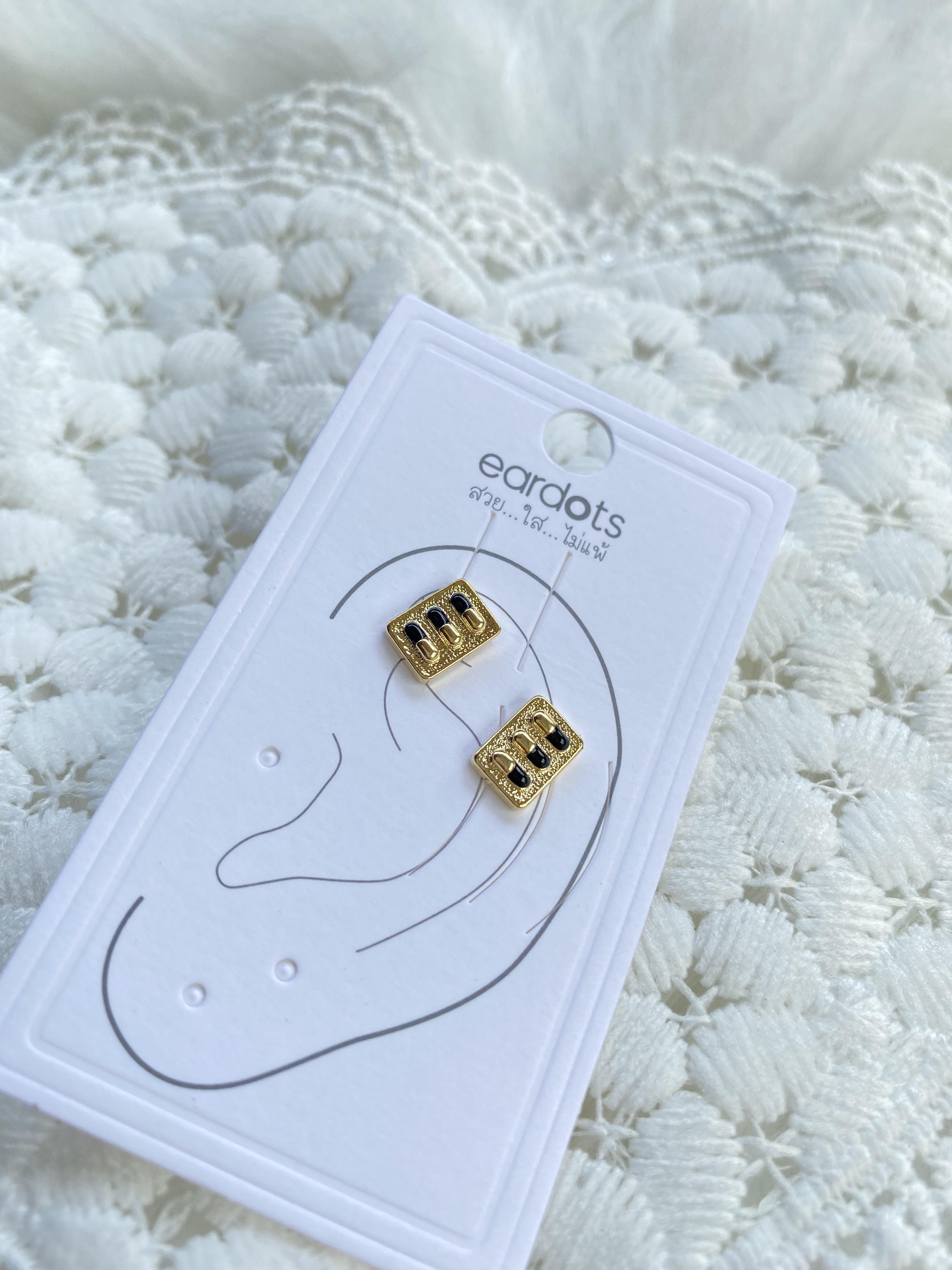 “เช็คสินค้าทัก line ก่อนโอนนะคะ”ต่างหูสำหรับผิวแพ้ง่าย ทอง 18K Three Pi SET_ EG876