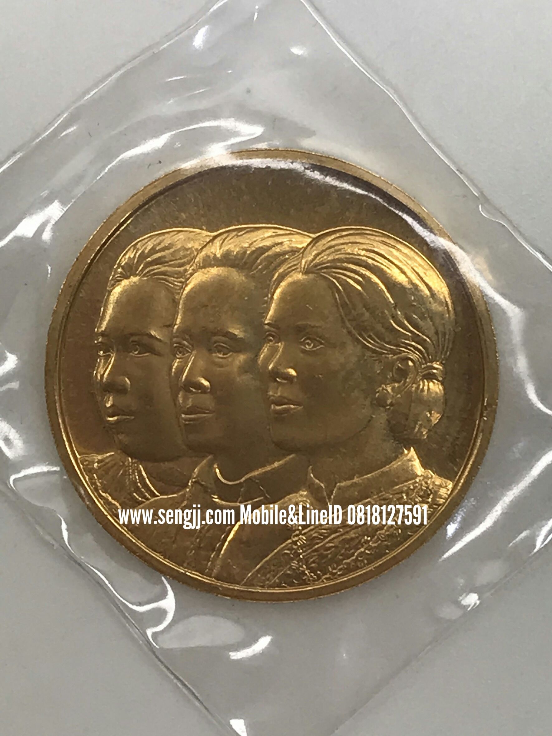 เหรียญทองคำที่ระลึก 72 ปี โรงพยาบาลจุฬาลงกรณ์ สภาาชาไทย ปี 2529