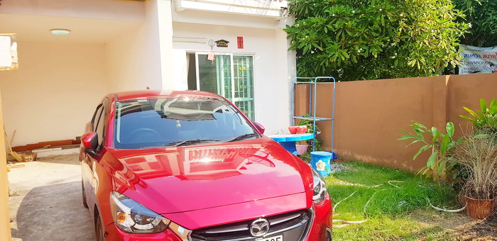 ทาวน์เฮ้าส์ ม.ไลโอ 23.1 ตร.ว. ซอยวัดพระเงิน กาญจนาภิเษก บางม่วง บางใหญ่ นนทบุรี หลังมุม สวย พร้อมอยู่