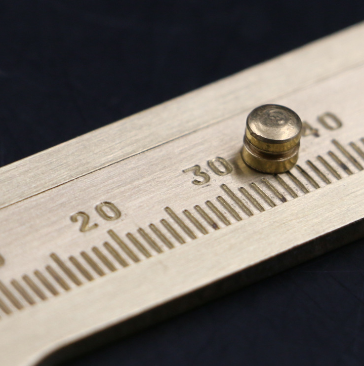 R08 เวอเนียร์ทอง 100 mm เหลือง