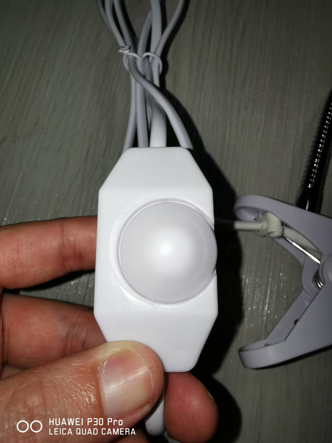 OT107 ขั้วต่อสายอ่อนหลอดไฟ E27 ยาว 30cm พร้อมสวิทซ์ปรับความสว่างได้** ใช้กับหลอดไส้เท่านั้น