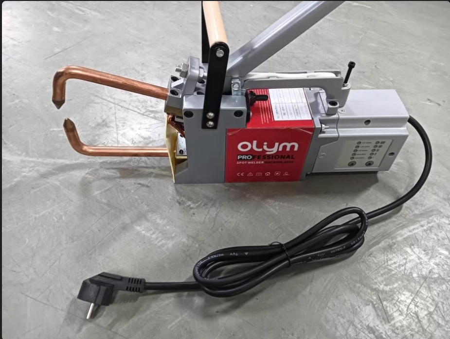 ES37 เครื่องเชื่อมตัวถัง อาร์คสปอต เครื่องอาร์คโลหะ เหล้ก สเตนเลส อลูมิเนียม 0.6-1.5 มิล 8000A