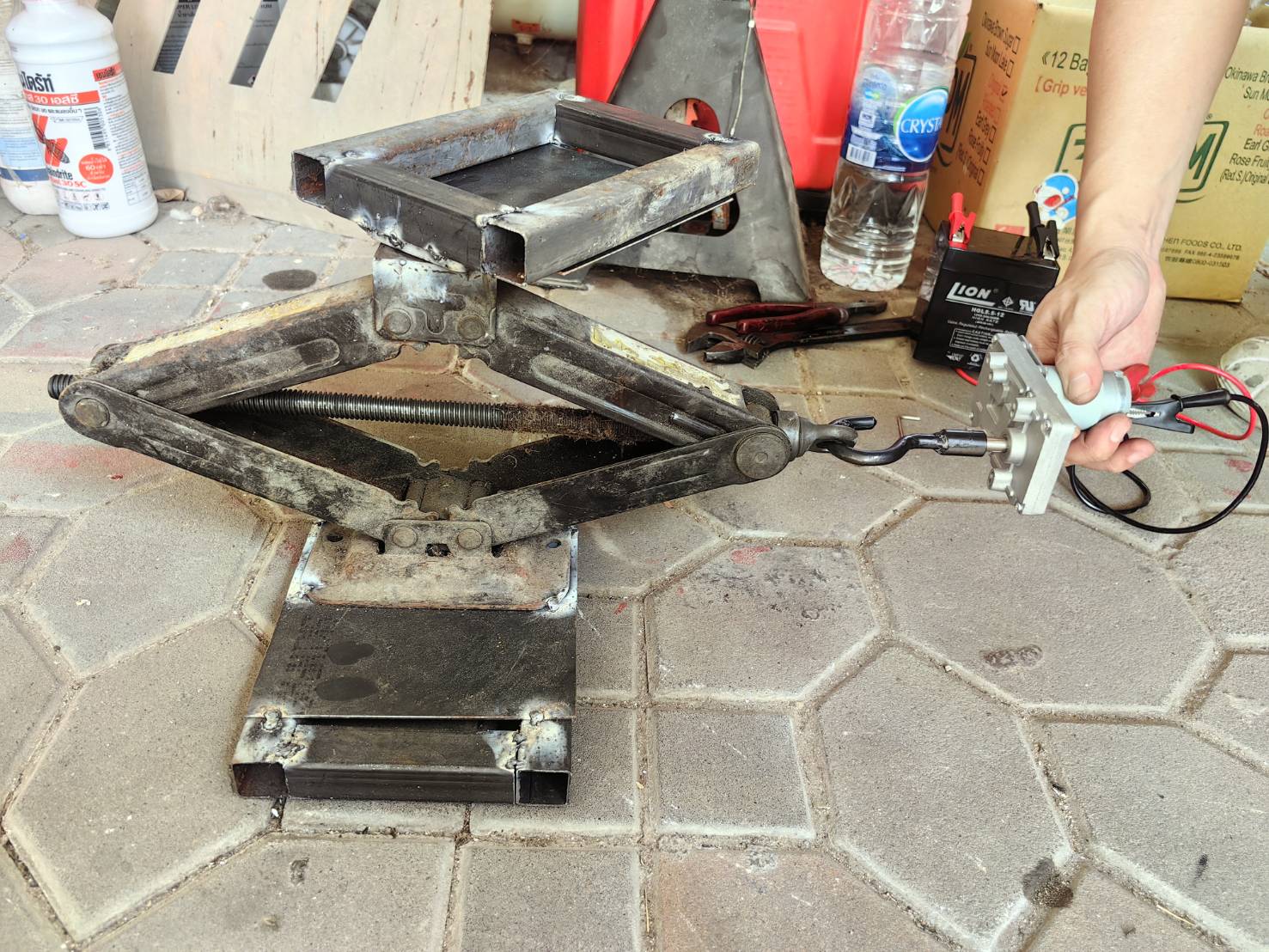 AC14 ข้อต่อเพลา 8 มิล เป็นตะขอ สำหรับเกีย่วแม่แรง หมุนกันสาดพับ