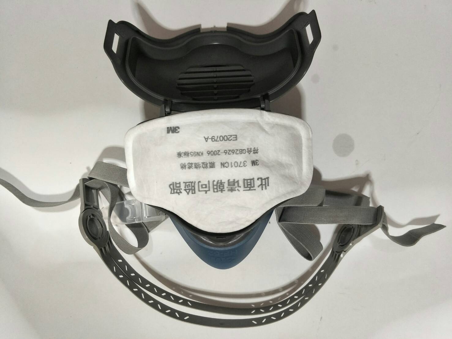 OT66 หน้ากาก 3M รุ่น HF-52 กันฝุ่น 2.5PM แก๊สพิษ ฝุ่นละอองเชื้อต่างๆ คุณภาพสูงพร้อม ไส้กรอง 20 ชิ้น