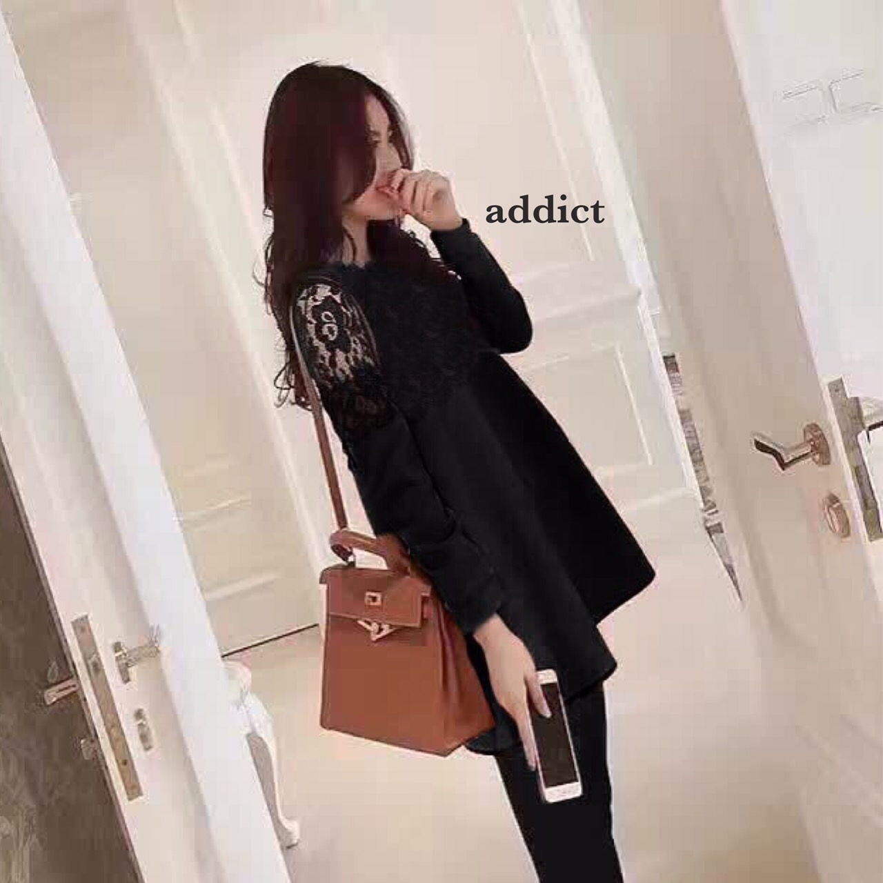 แบบใหม่ พร้อมส่ง!!! รุ่นนี้รับประกันความดีงาม ผ้าดีเว่อ!เดรสแขนยาว แต่งช่วงบ่าและแขนครึ่งตัวเป็นลูกไม้