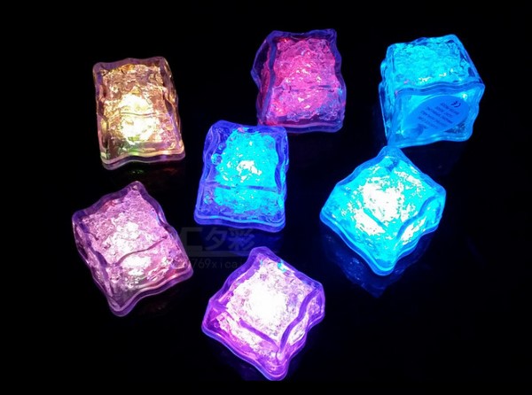 น้ำแข็งมีไฟ น้ำแข็งเรืองแสง มีสวิทช์ กดเลือกสีได้