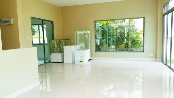 บ้านเดี่ยว ม.เพอร์เฟคเพลส สุขุมวิท 77 เฟส 5 ซ.ลาดกระบัง 20/3 ถ.ลาดกระบัง บางพลี สมุทรปราการ หลังมุม ใหม่-สวย