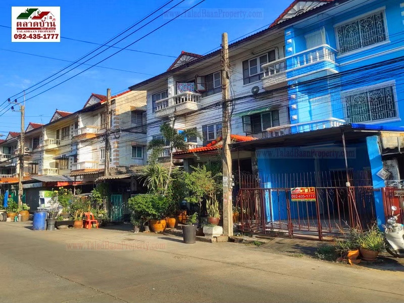 ทาวน์เฮ้าส์ 3 ชั้น ม.สุภาวัลย์ ซ.หทัยราษฎร์ 6 รามอินทรา คลองสามวา กรุงเทพฯ บ้านสวย พร้อมอยู่ ทำเลต้นโครงการ