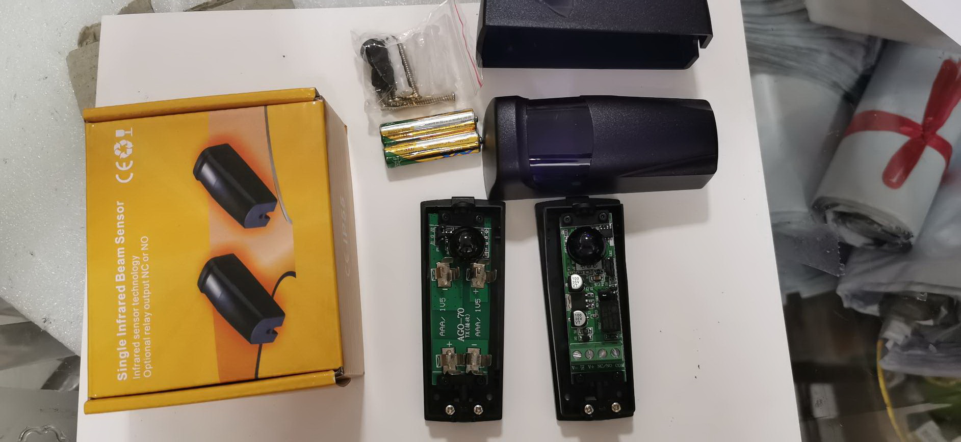 OT124 เซนเซอกันหนีบประตูไฟฟ้า ไร้สายใส่ถ่านที่จุดปลาย NO NC ไม่ต้องเดินสายปลายทาง