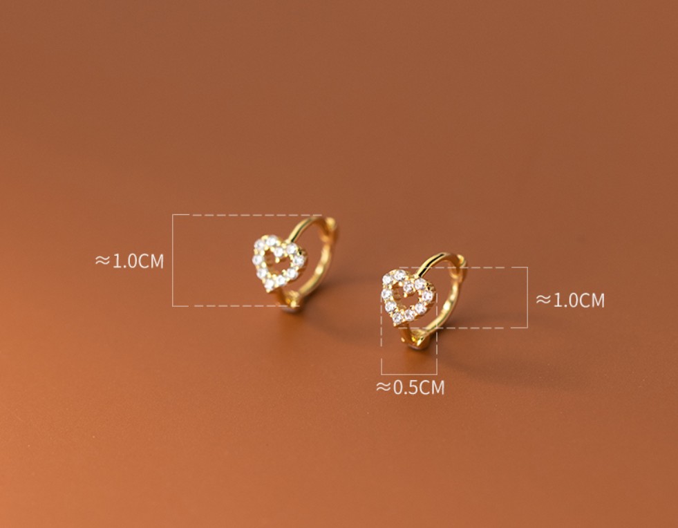 “เช็คสินค้าทัก line ก่อนโอนนะคะ”ต่างหูสำหรับผิวแพ้ง่าย เงินแท้ 92.5% Binky H_ES741